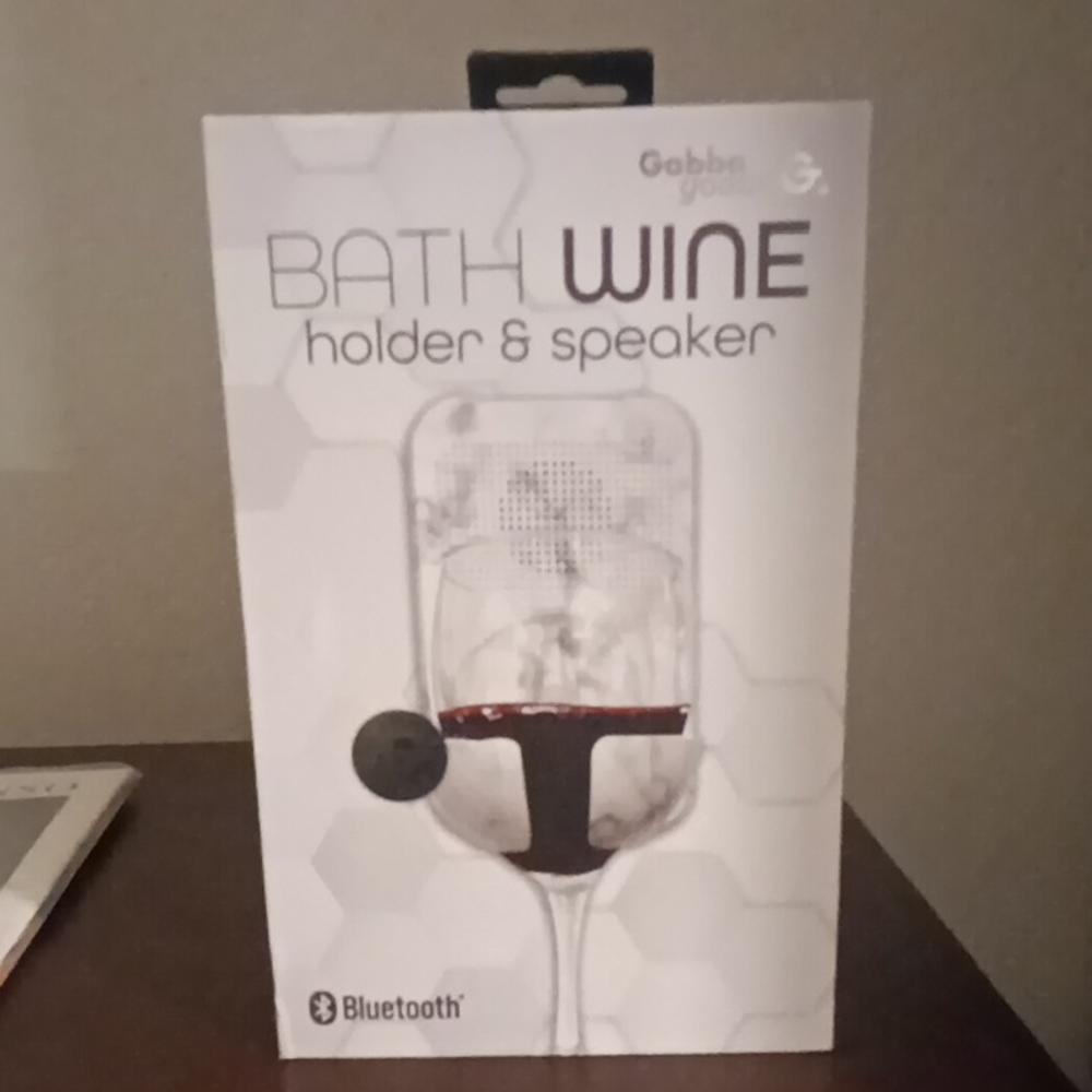 GABBA GOODS Bath Wine Holder & Bluetooth Speaker - White